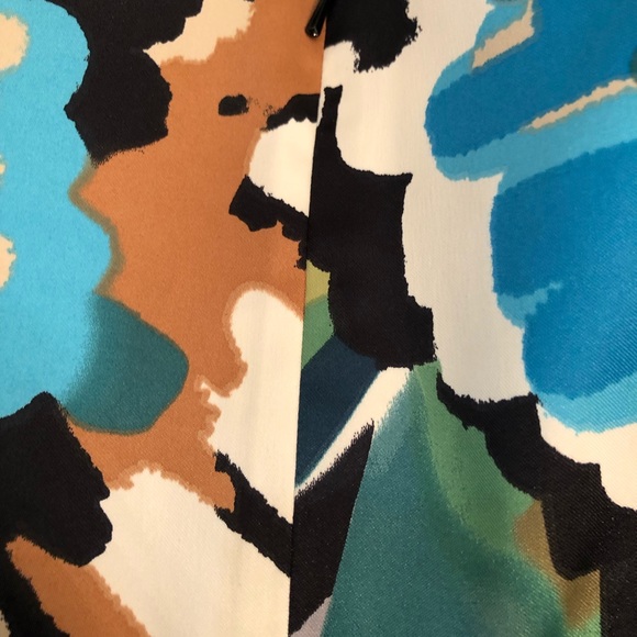 AGB Beautiful MULTICOLORED DRESS Size 10P NWT. - Picture 6 of 8